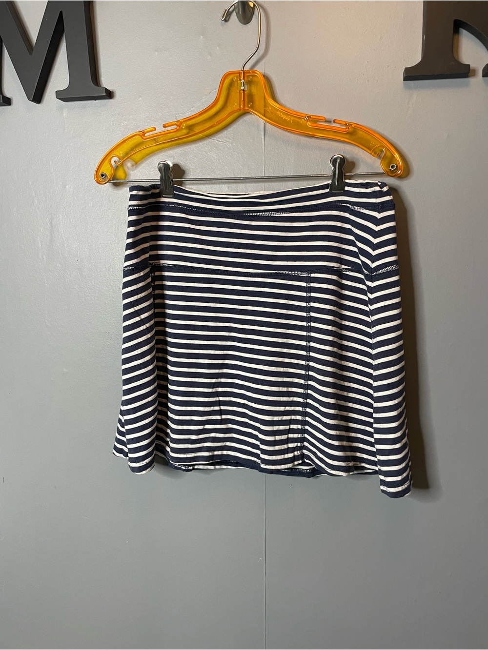 Toad & Co navy and white stripe cotton skort size medium